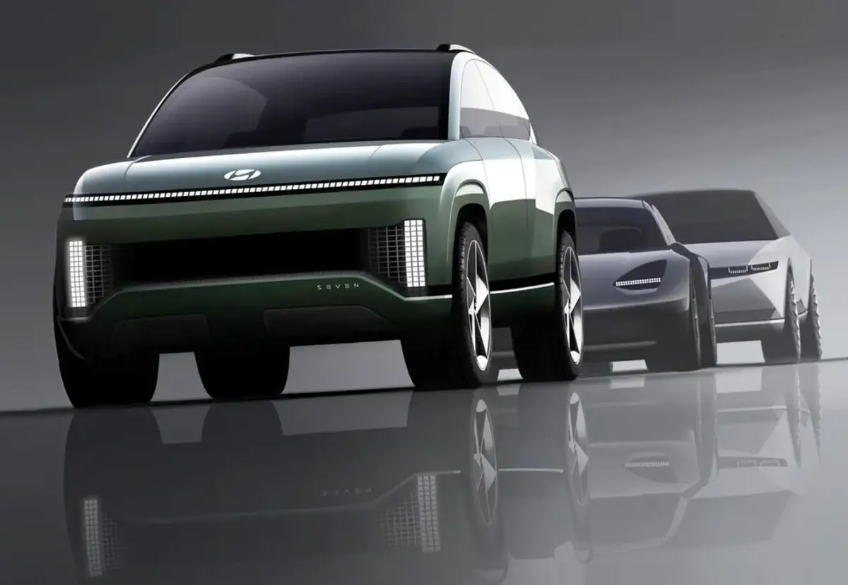 2025 Hyundai Ioniq 7 Feature Image
