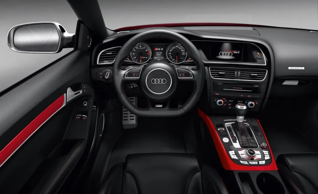 2025 Audi RS5  Interior