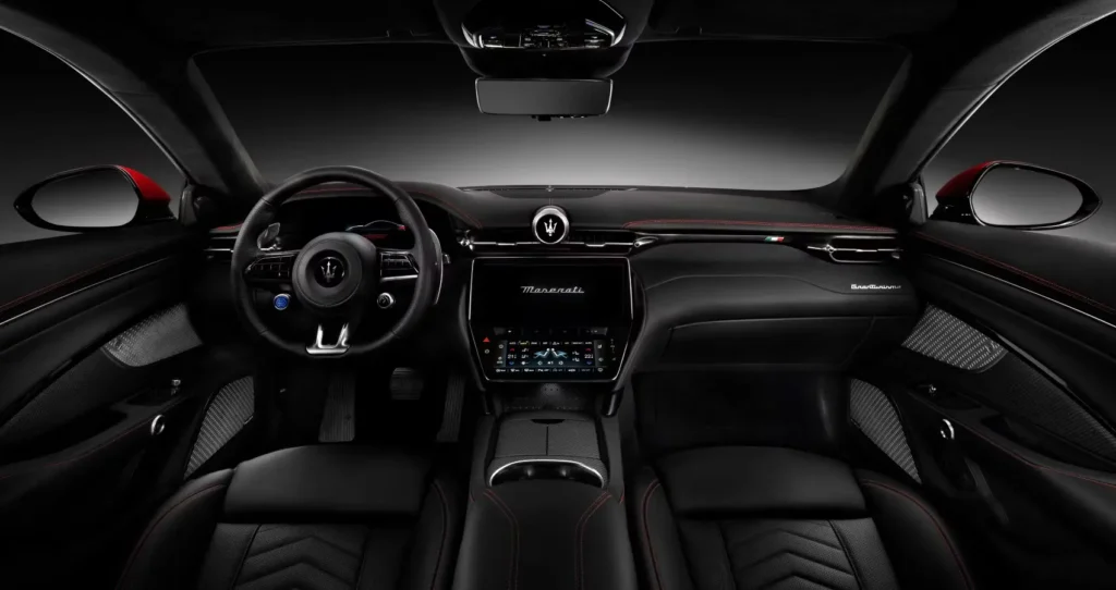2025 Maserati Quattroporte Interior