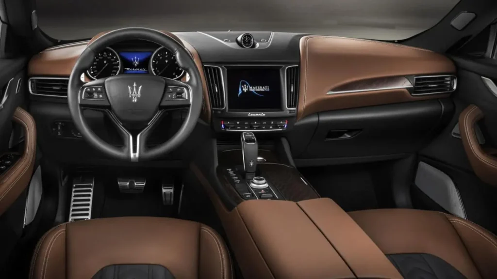 2025 Maserati Levante Interior