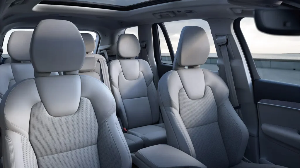 2025 Volvo XC90 Interior image