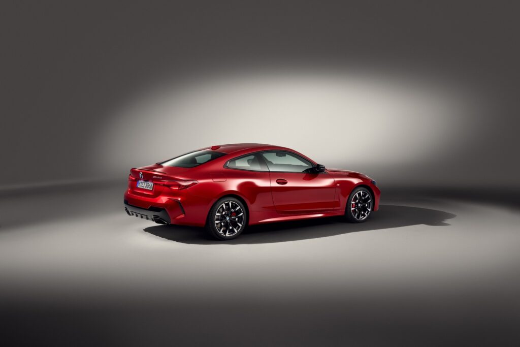 New 2025 BMW 4-Series Image (4)